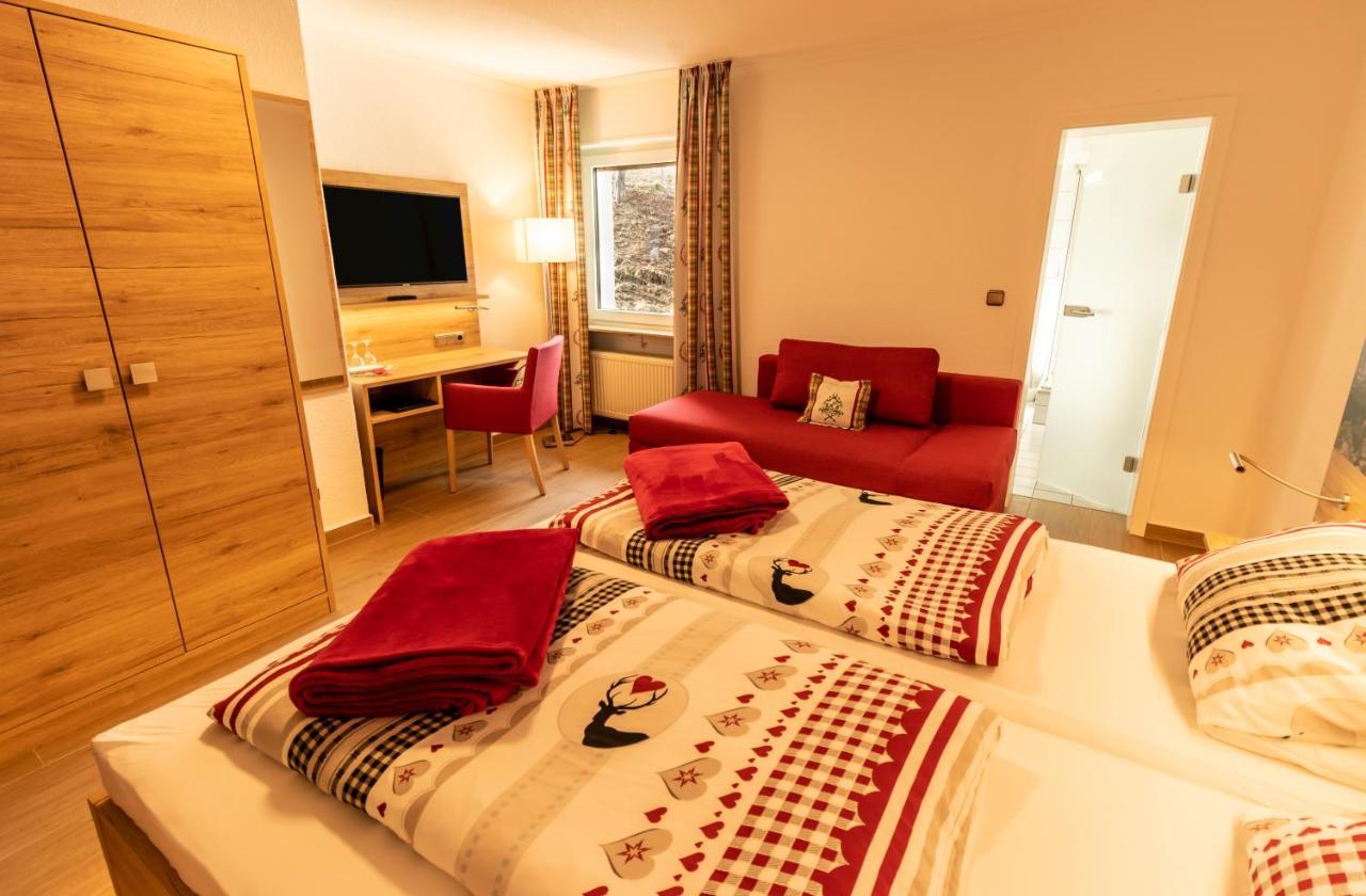 Landhotel Kuehler Grund Grasellenbach Buitenkant foto
