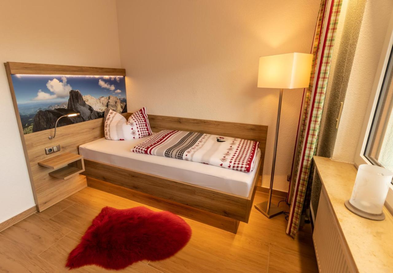 Landhotel Kuehler Grund Grasellenbach Buitenkant foto