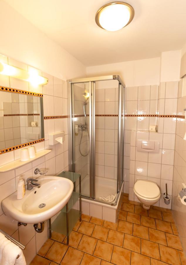 Landhotel Kuehler Grund Grasellenbach Buitenkant foto