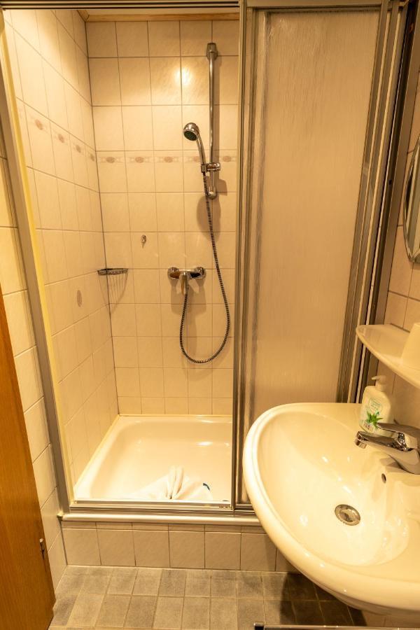 Landhotel Kuehler Grund Grasellenbach Buitenkant foto