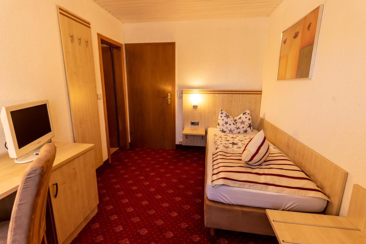 Landhotel Kuehler Grund Grasellenbach Buitenkant foto